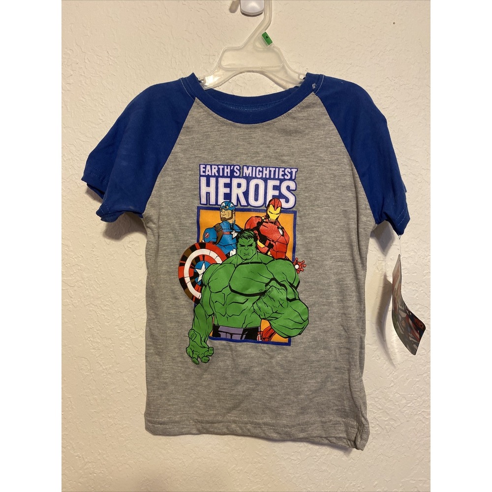 Marvel T-shirt The Avengers Boys 3D Superhero's Short Sleeve Top Size 4 NEW A4